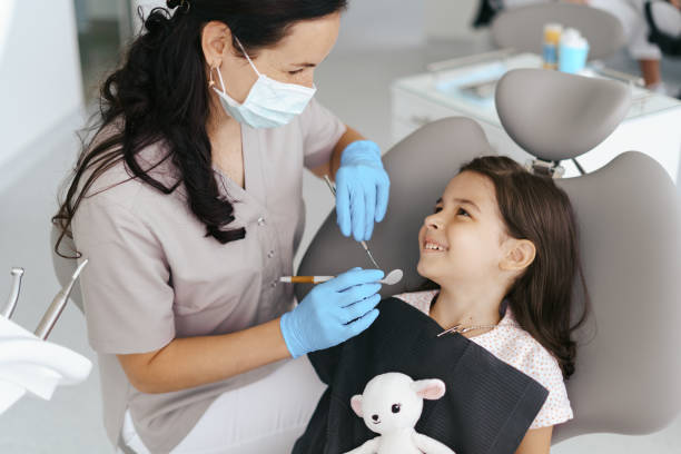 Best Emergency Tooth Extraction  in Vandercook Lake, MI